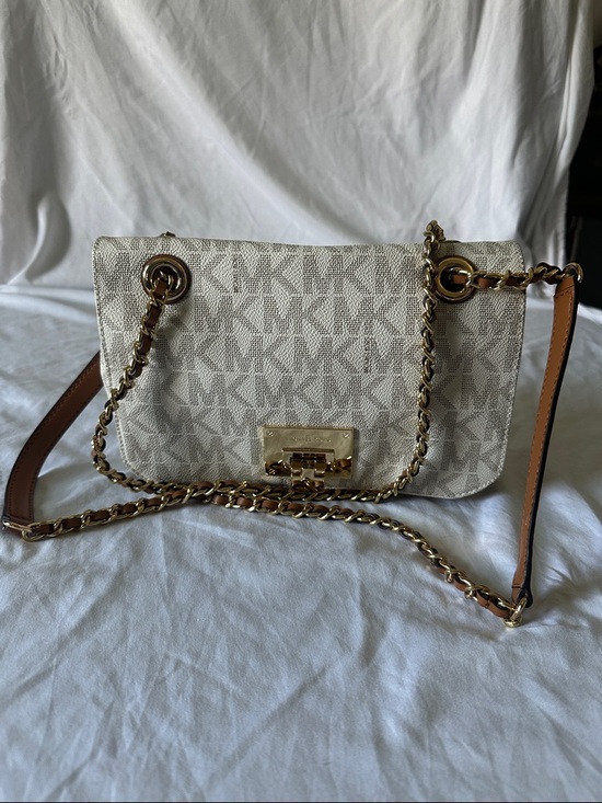 Michael Kors Handbags - Michael Kors Cream Monogram Chain Shoulder Bag with Gold Hardware